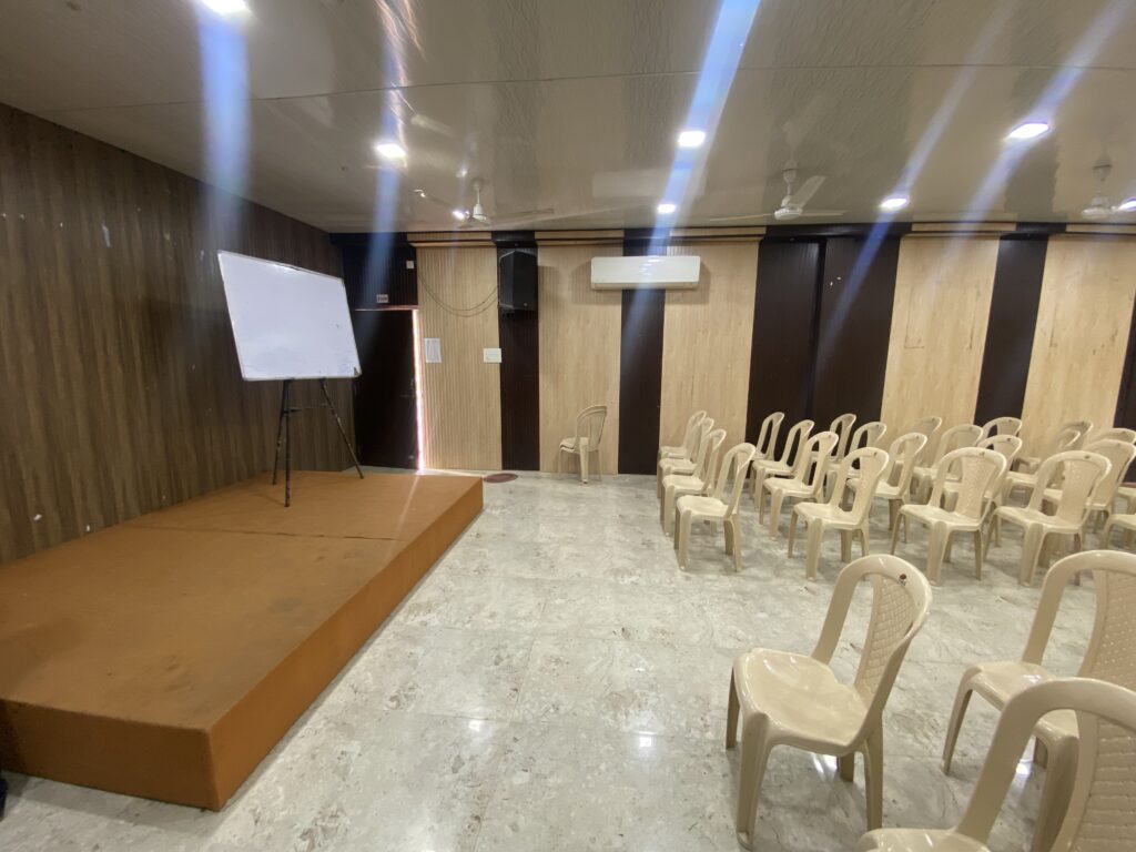 conference hall dhamtari